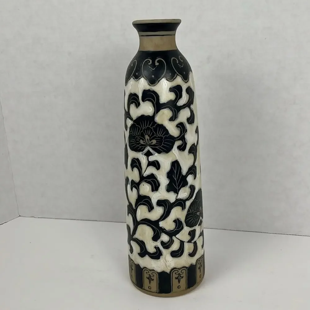 Pottery Vase Floral Vine Black White Tan 12 Inch Decor